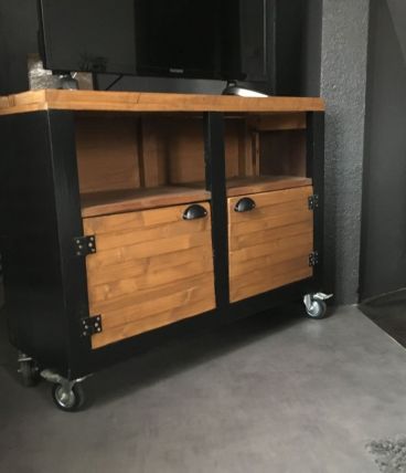 Meuble TV style atelier industriel