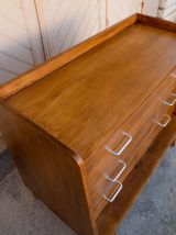 Commode en bois massif