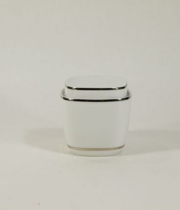 Sucrier en porcelaine