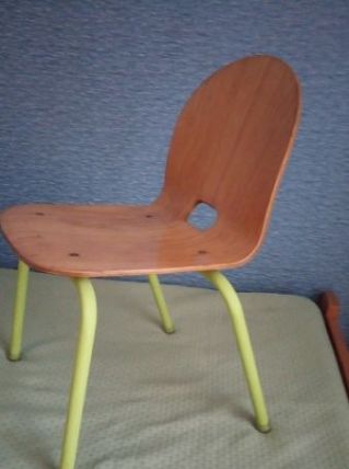 Chaise écolier (maternelle) contreplaqué moulé