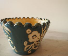 Pot à fleurs en terre cuite émaillée