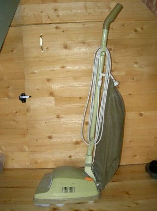 ASPIRATEUR HOOVER VINTAGE