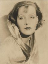 Photo portrait de Greta Garbo par le Studio G.L Manuel Frère