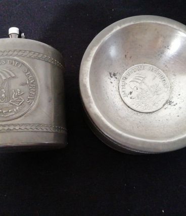 Briquet de table et cendrier 