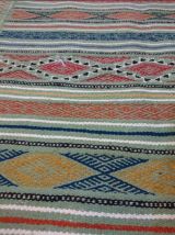 Kilim vert fait à la main 