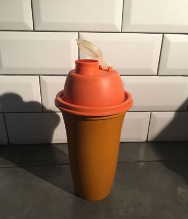 Shaker Tupperware orange année 70