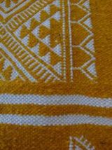 Tapis jaune et blanc en pure laine 105cm*60cm