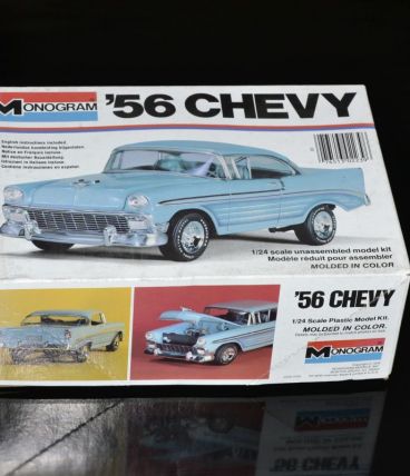 maquette chevy 56 monogram