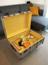 malle cintrée : relookée table basse ou pied de lit