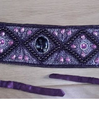 Magnifique ceinture colorée qui égaiera vos vêtements 