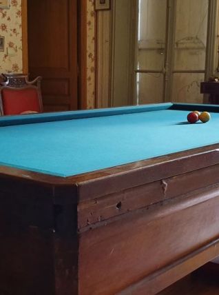 Billard ancien Hénin + accessoires