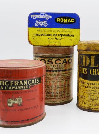 4 boîtes en métal anciennes