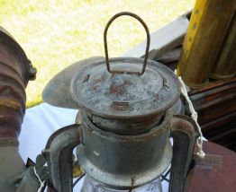 Ancienne lampe tempête marine authentique