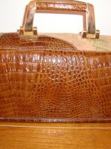 SAC A MAIN VINTAGE MARQUE GENUINE LEAYTHER EN CUIR     