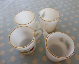 Service de 4 tasses café Arcopal "tacots"