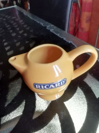 petit pichet à eau monodose Ricard