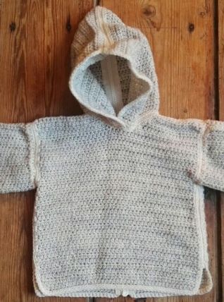 Pull bébé capuche laine beige &amp; écrue, fait main 3 à 6 mois