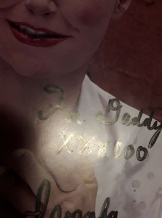 Photo Guignol de l'Info dedicacée  Ivanka Trump