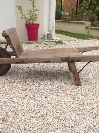 Brouette bois ancienne