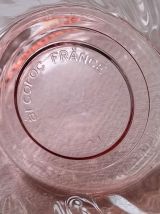Tasses et soucoupes rose Arcoroc