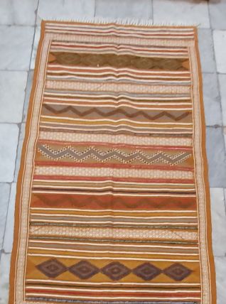 Tapis jaune motarde fait main en pure laine 