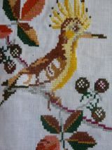 Nappe brodée à la main 143 x 146 cm, 6 serviettes 43 x 43 c 