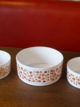3 saladiers en opalex modele petites fleurs vintage 1970