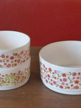 3 saladiers en opalex modele petites fleurs vintage 1970