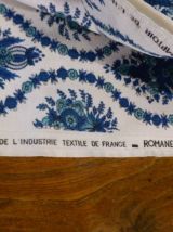 Coupon de Tissus BOUSSAC modele Séville, fleurs bleues 
