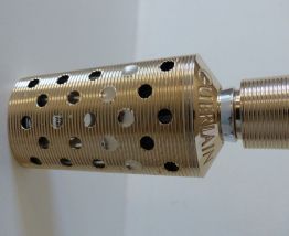 Étuis pour flacons de parfum Guerlain et un vaporisateur