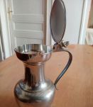 Pot etain