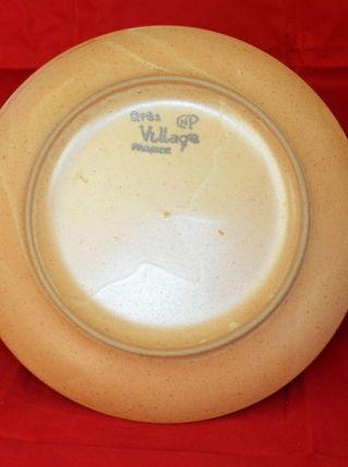 12 assiettes plates en grès Village CNP 