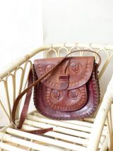 sac ancien artisanal en cuir épais gravé avec motifs western