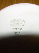 Théière  en porcelaine rose et or FRUGIER