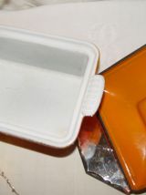 Cocotte-terrine en fonte LE CREUSET "orange volcanique"