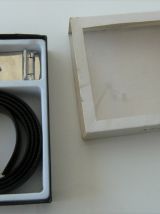 ceinture cuir Azzaro coffret boucles dorées argentés mode 