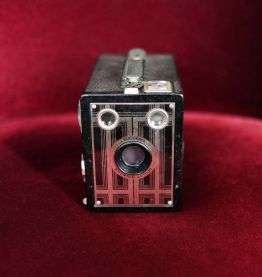 Brownie Junior  Six-20 (1942)