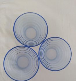 Bols assortis bleus