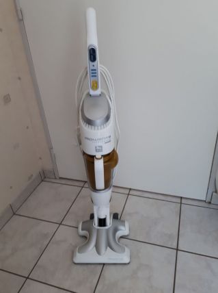 Aspirateur vapeur
