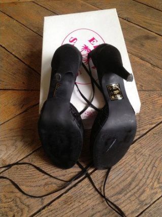 Escarpins satin noir 37