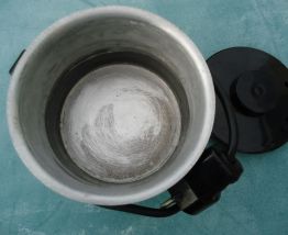 Bouilloire ancienne année 60 pour collection  Fonctionne en 