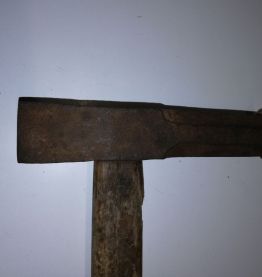 Marteau ancien de forgeron
