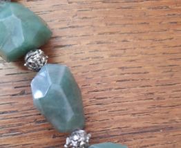 Collier en pierres semi precieuse 