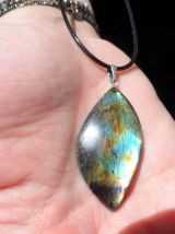 pendentif pierre Labradorite