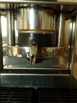 Machine à  expresso italienne - dosette compatible Illy- 