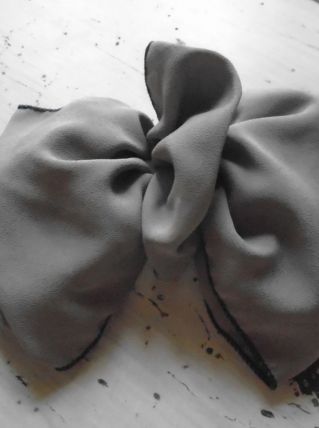 Barrette noeud