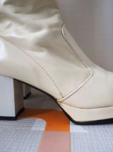 Bottes hautes à plateforme blanches GoGo Space Age 60s 70s