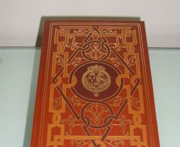 Lot de 4 beaux livres reliés Romans de Robert Merle