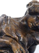 Statue " Nu au chignon  " en resine patiné  ( 32 cm )