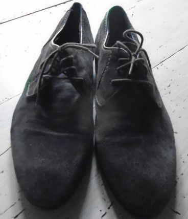 Chaussure en daim marron